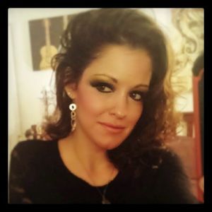 Meet your Posher, Monica